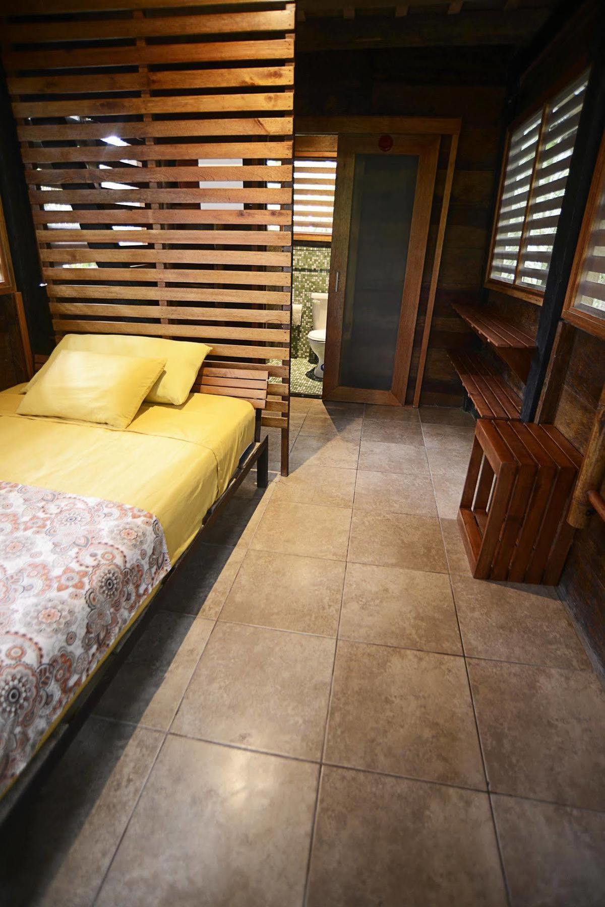 Jamu Lodge Puerto Montufar Dış mekan fotoğraf