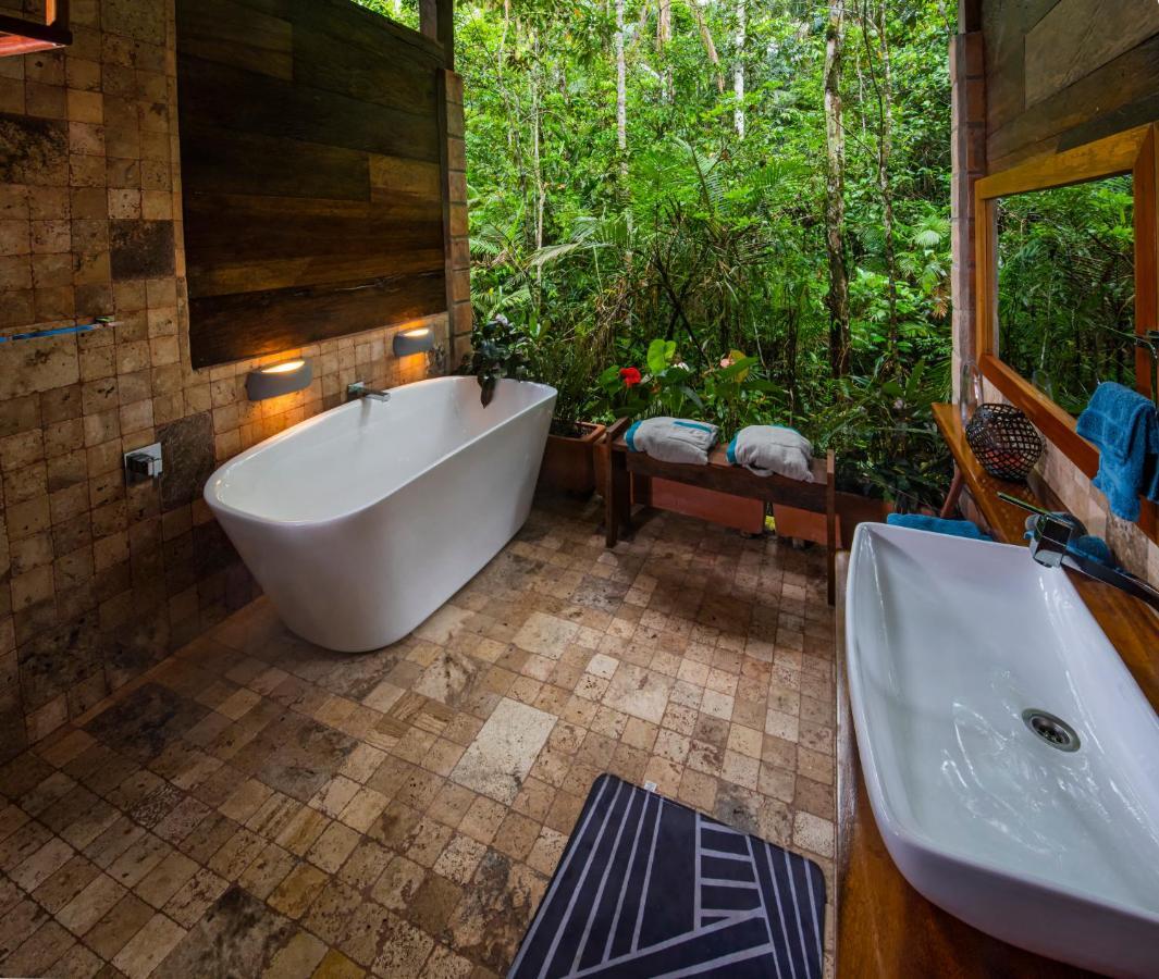 Jamu Lodge Puerto Montufar Dış mekan fotoğraf